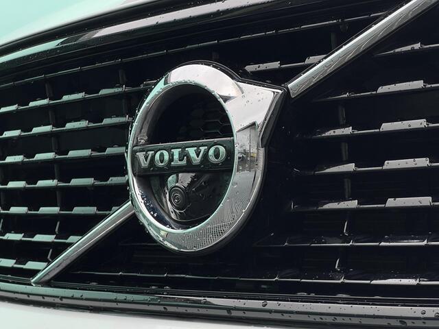 Volvo XC40 1.5 T2 R-Design Automaat, Panoramadak, Trekhaak semi elektrisch inklapbaar, Elektrisch verstelbare stoelen, Stoel- en stuurverwarming, Harman Kardon audio, 360 graden parkeercamera