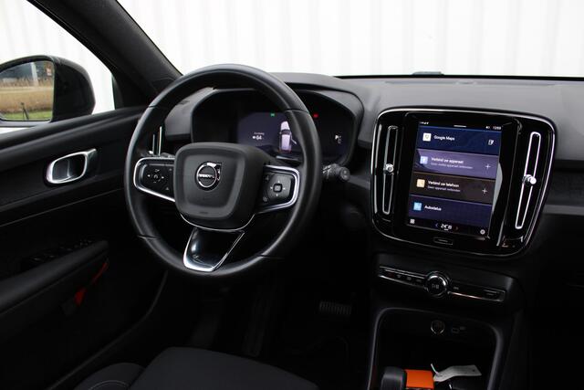 Volvo XC40 Recharge Core 70 kWh | Incl. 12 maanden garantie | SOH 92% | Cruise control | Climate control | Apple CarPlay | Achteruitrij camera | LED koplampen | LM 19'' | Parkeersensoren | Dealer onderhouden |