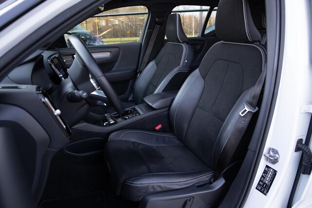 Volvo XC40 2.0 T4 AWD Inscription , Panoramadak, Trekhaak, Harman/Kardon,