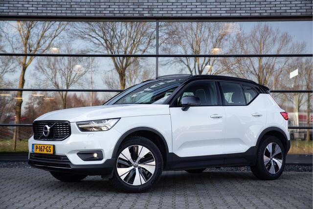 Volvo XC40 2.0 T4 AWD Inscription , Panoramadak, Trekhaak, Harman/Kardon,
