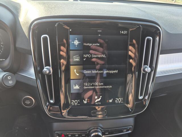 Volvo XC40 1.5 T4 Recharge Inscription Trekhaak/Leder/Camera etc.