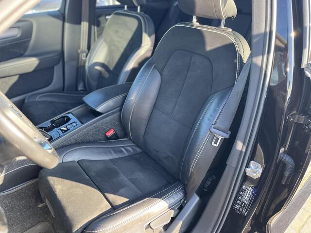 Volvo XC40 T5 Recharge Inscription | Panoramadak | 360 Camera | Harman / Kardon | Trekhaak |