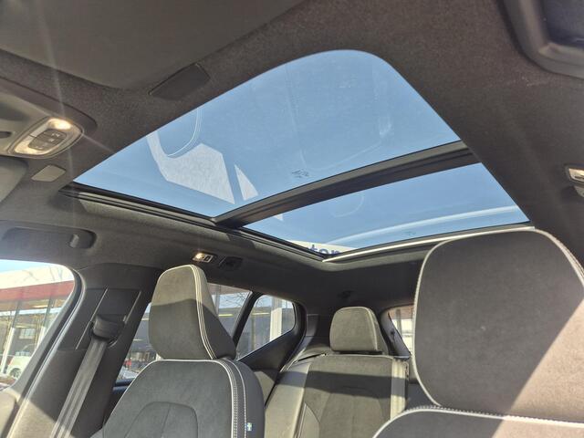 Volvo XC40 1.5 T4 Plug-in hybrid Ultimate Dark Panodak/HarmanKardon/Carplay etc.