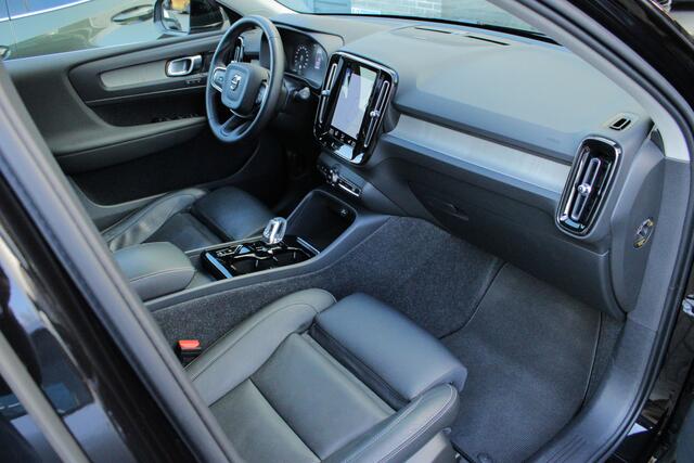 Volvo XC40 1.5 T4 Recharge Inscription Expression |H&K|trekhaak|leder|memory|elek stoel|