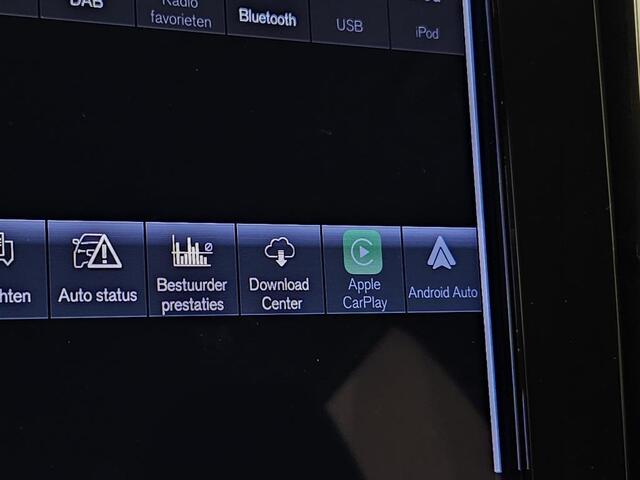 Volvo XC40 1.5 T2 Momentum | Automaat | Apple carplay/android auto | Stoelverwarming | Stuurverwarming | Parkeersensoren V+A | Parkeercamera | 18 "lm velgen |