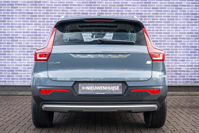 Volvo XC40 T4 Recharge Inscription Expression | Navigatie | Adaptieve Cruise Control | Schuif-/Kanteldak | Camera | Trekhaak | Dodehoekdetectie | Pilot Assist | Keyless | Stoel-/Stuurverwarming | Park Assist | Elek. Achterklep |