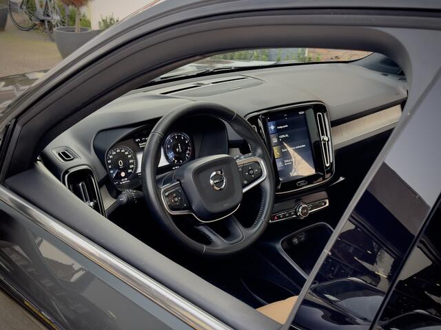 Volvo XC40 2.0 T4 INSCRIPTION PANODAK LEDER NAVI HARMAN KARDON LED LMV PDC PANODAK LEDER NAVI HARMAN KARDON LED LMV PDC