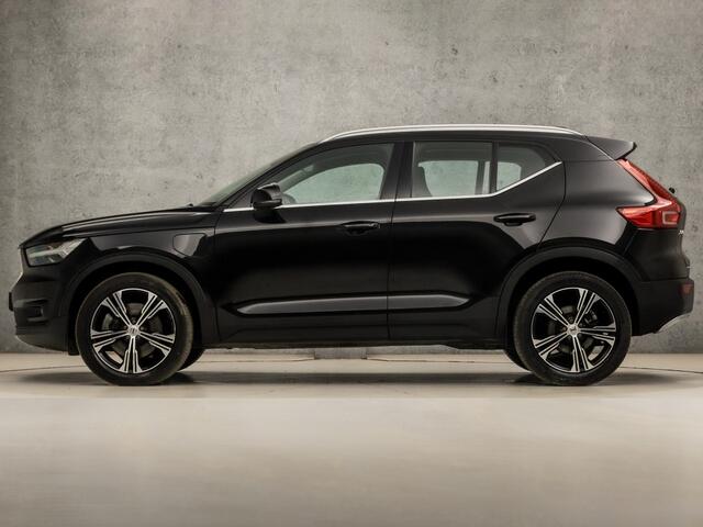 Volvo XC40 1.5 T5 Recharge Inscription 252Pk Automaat (PANORAMADAK, APPLE CARPLAY, GROOT NAVI, CAMERA, SPORTSTOELEN, KEYLESS, LED, NIEUWE APK, NIEUWSTAAT)