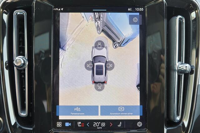 Volvo XC40 B3 Plus Black Edition - Panorama/schuifdak - IntelliSafe Assist & Surround - 360º Camera - Harman/Kardon audio - Verwarmde voorstoelen & stuur - Parkeersensoren voor & achter - Elektr. bedienb. voorstoelen met geheugen links - Draadloze tel. lader - Extra