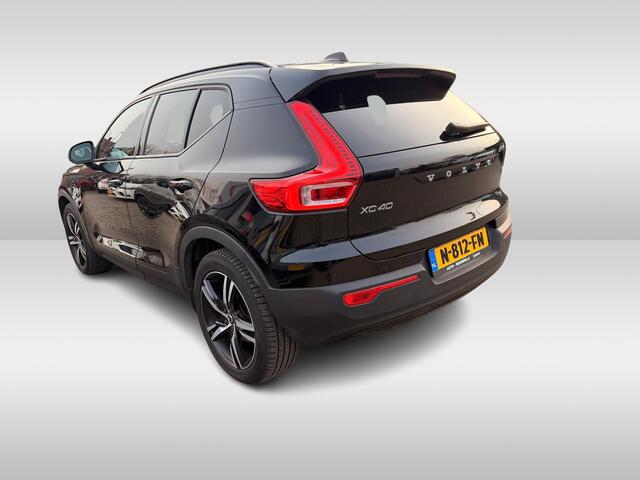 Volvo XC40 1.5 T5 Recharge R-Design / Opendak / Pilot assist / HarmanKardon