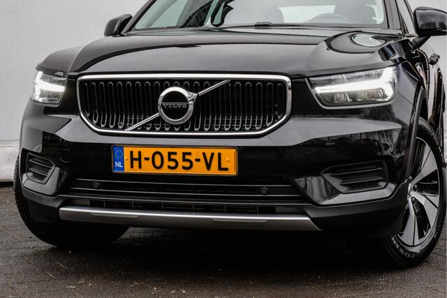 Volvo XC40 1.5 T5 262pk Twin Engine Momentum Pro Trekhaak/ Stoelverwarming/ Adapt. cruise/ Blindspot/ Carplay