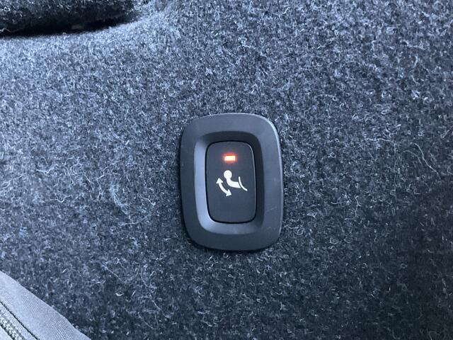 Volvo XC40 1.5 T5 PHEV Pro Pano.dak Leer Trekhaak Carplay stoel/Stuurverw. Recharge