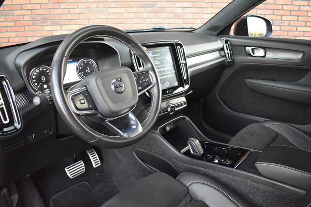 Volvo XC40 T2 129PK Automaat R-Design | 18 Inch | Extra getint glas |
