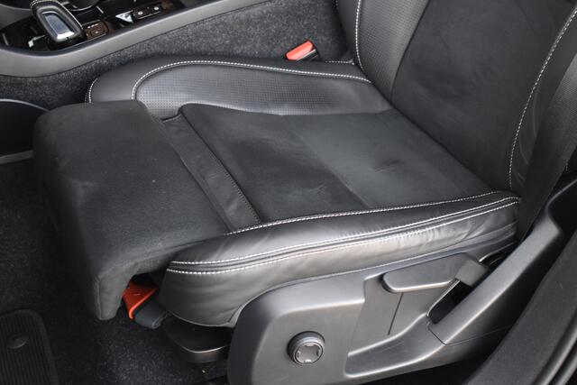 Volvo XC40 T2 129PK Automaat R-Design | 18 Inch | Extra getint glas |