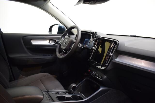 Volvo XC40 T2 130pk AUT8 Momentum BNS Adapt. Cruise/ Apple CarPlay/ Camera/ Stoel en Stuur verw.