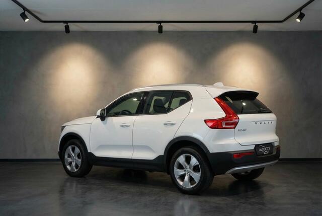 Volvo XC40 T3 Momentum Pro 163PK Automaat | Pano | Carplay | Camera
