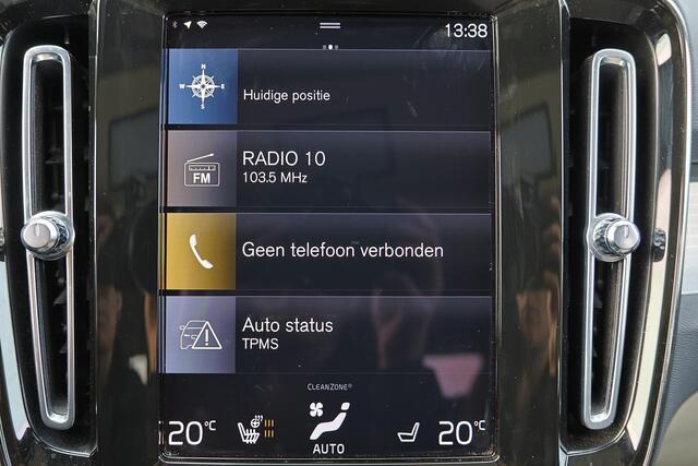 Volvo XC40 T4 Recharge Inscription - Panorama/schuifdak - Adaptieve LED koplampen - Parkeercamera achter - Verwarmde voorstoelen & stuur - Parkeersensoren achter - Elektr. bedienb. voorstoelen met geheugen links - Cruise control - Extra getint glas - 18' LMV