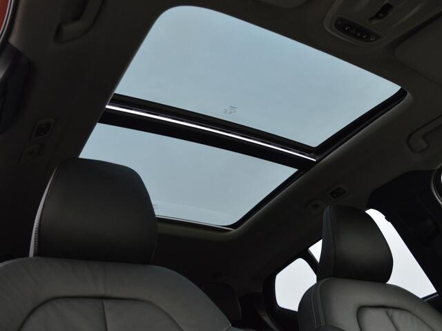 Volvo XC40 1.5 T5 Recharge Ultimate Dark | Leder | Pano