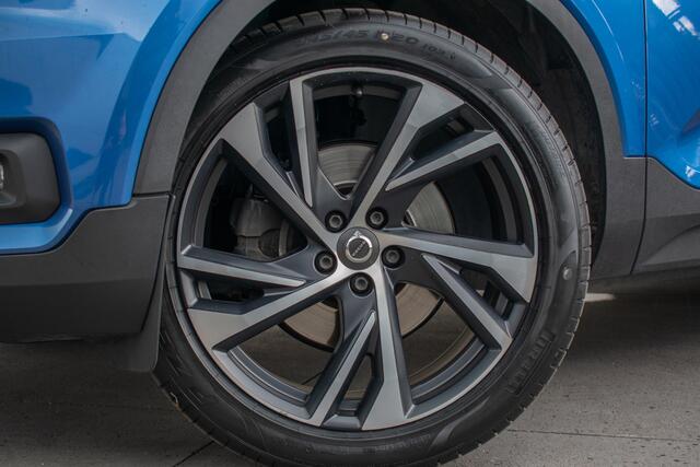 Volvo XC40 2.0 T4 R-Design Pano-ACC-20"-H/K-Trekhaak