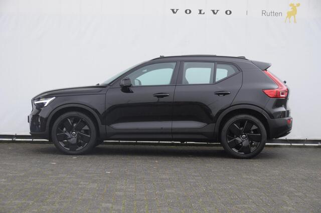 Volvo XC40 B3 177PK Automaat Plus Black Edition / Adaptive cruise control / Elektrische stoelen / Harman Kardon audio / Pilot assist / BLIS / Stoel en stuur verwarming / Elektrische achterklep / Parkeersensoren met camera / Google infotainment
