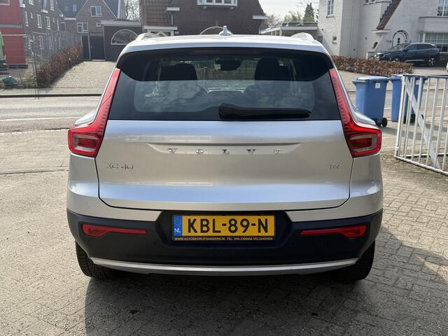 Volvo XC40 2.0 T4