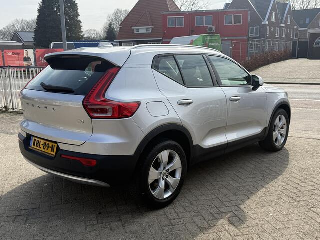 Volvo XC40 2.0 T4