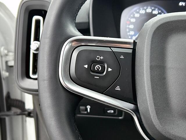 Volvo XC40 1.5 T2 Momentum Core | Rijklaar | Stoelverwarming | Navigatie |