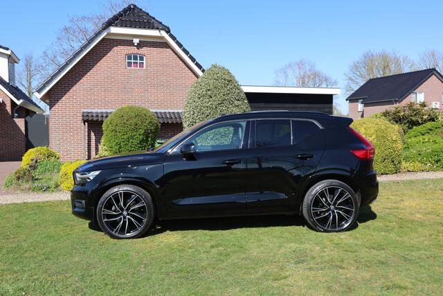Volvo XC40 2.0 T5 AWD R-Design Intro Edition, Onderscheidend,, Full options Alles in kleur, 21" LM, Pano dak, Leer/alcantara, enz.enz.
