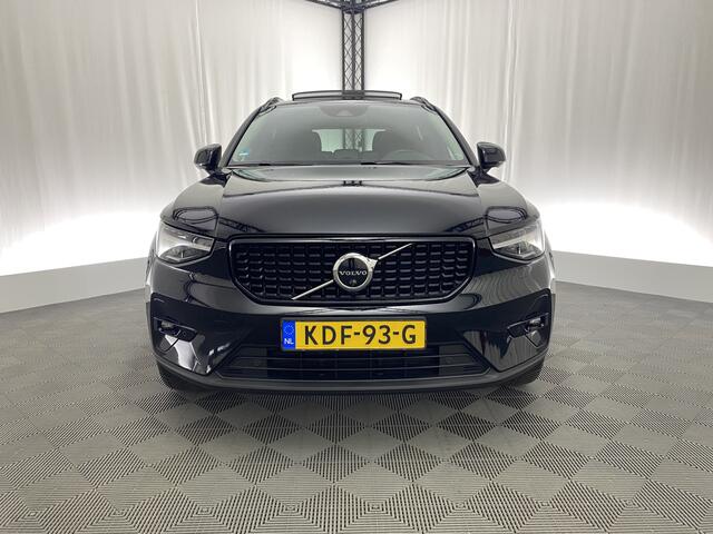 Volvo XC40 1.5 T5 Recharge Ultimate Dark | Pano dak | 360 Camera | Blis | Leer | Sportstoelen | El. achterklep