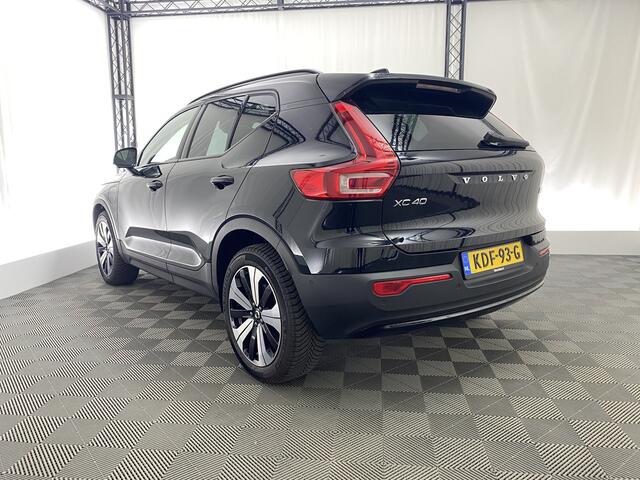 Volvo XC40 1.5 T5 Recharge Ultimate Dark | Pano dak | 360 Camera | Blis | Leer | Sportstoelen | El. achterklep