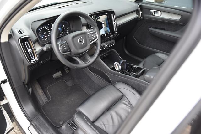 Volvo XC40 1.5 T5 Recharge Inscription Pano - Trekhaak