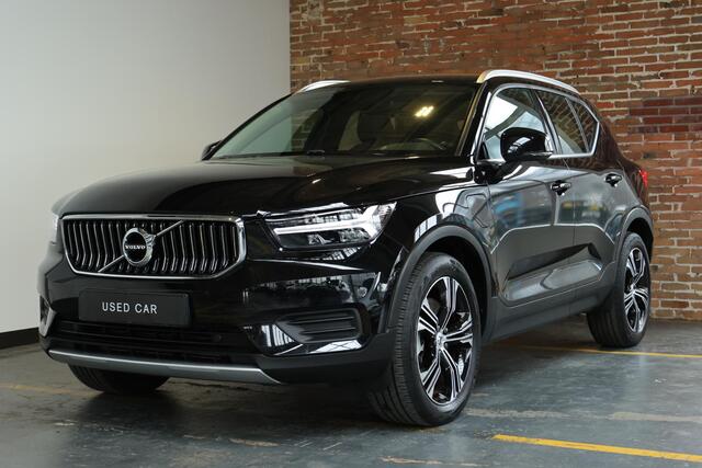 Volvo XC40 T5 Twin Engine Inscription | Stoelverwarming | Parkeersensoren voor + achter | Parkeercamera | Volvo on Call | Navigatie | Lederen bekleding | 1ste Eigenaar | Dealeronderhouden |
