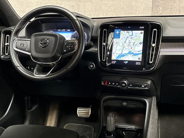 Volvo XC40 1.5 T5 Recharge R-Design 262Pk automaat (PANORAMADAK, APPLE CARPLAY, LEDER/ALCANTARA, CAMERA, KEYLESS, SPORTSTOELEN, ZWART HEMEL, NIEUWE APK, NIEUWSTAAT)