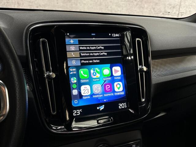 Volvo XC40 1.5 T5 Recharge R-Design 262Pk automaat (PANORAMADAK, APPLE CARPLAY, LEDER/ALCANTARA, CAMERA, KEYLESS, SPORTSTOELEN, ZWART HEMEL, NIEUWE APK, NIEUWSTAAT)
