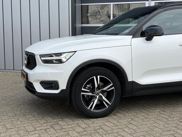 Volvo XC40 2.0 T4 R-Design | Camera | Parkeer sensoren | Keyless | Stoel verwarming |