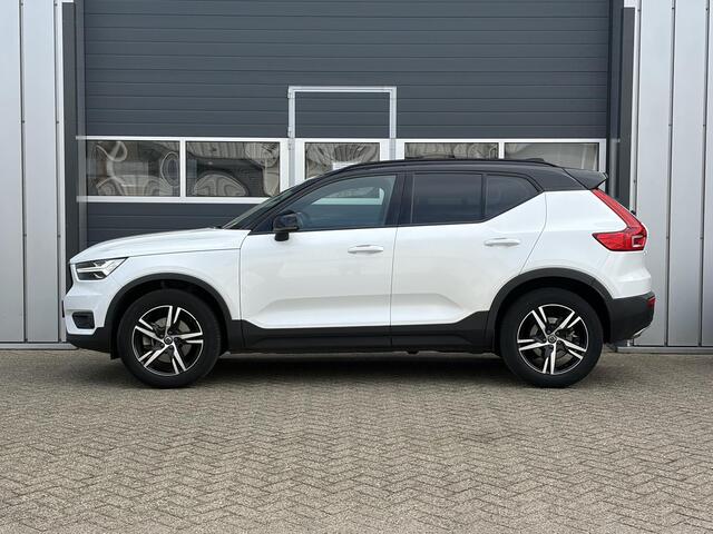 Volvo XC40 2.0 T4 R-Design | Camera | Parkeer sensoren | Keyless | Stoel verwarming |