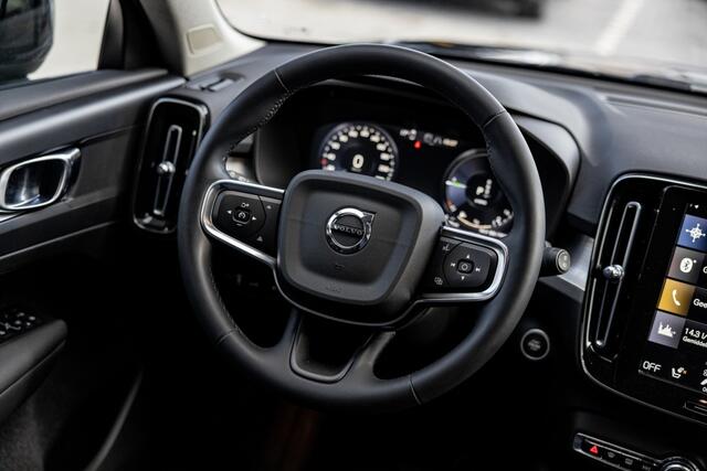 Volvo XC40 Inscription Expression Recharge Plug-In Hybrid 2WD