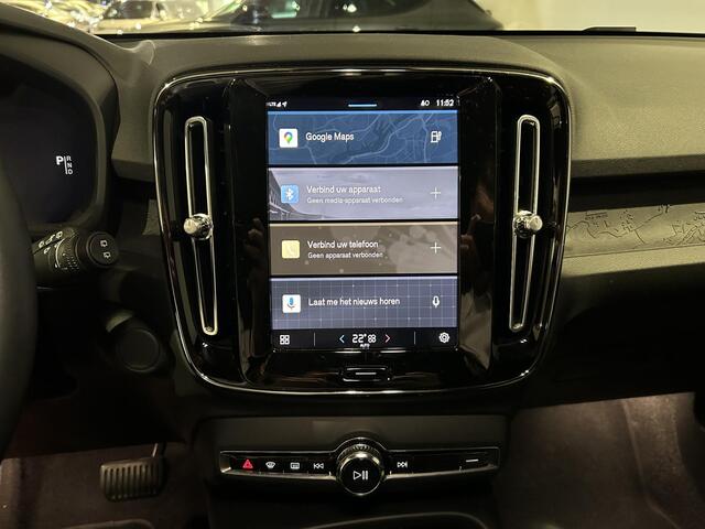 Volvo XC40 Recharge Core 70 kWh | SOH 96,7% | Navigatie | Achteruitrijcamera | Cruise control |