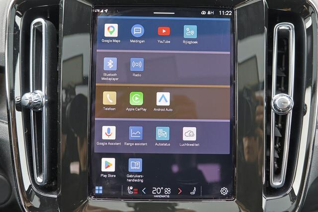 Volvo XC40 Extended Range Ultimate 82 kWh - IntelliSafe Assist & Surround - 360º Camera - Harman/Kardon audio - Verwarmde voorstoelen & stuur - Parkeersensoren voor & achter - Elektr. bedienb. voorstoelen met geheugen links - Draadloze tel. lader - Warmtepomp - Extr