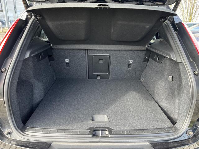 Volvo XC40 T4 Recharge Inscription Expression | 360 Graden Camera | Climate Pack | Keyless Entry |