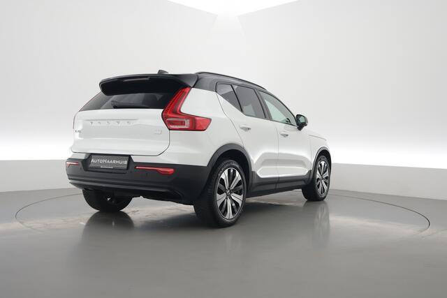 Volvo XC40 Single Motor Plus 69 kWh | Pano | Harman Kardon | 360cam | Apple CarPlay | Adapt. Cruise | Stoel- Stuurverw.