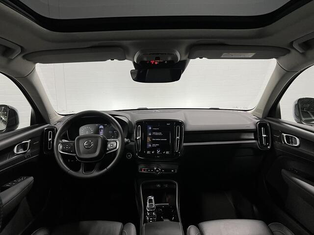 Volvo XC40 1.5 T5 Plug-in hybrid Ultimate Dark Trekhaak | Adapt. cruise | Open dak | Stuur-/stoelverwarming | Achteruitrij camera | Memory | Leder