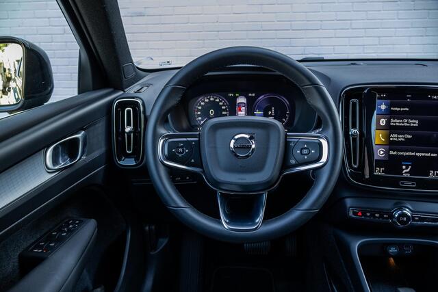 Volvo XC40 1.5 Facelift|AdaptiveCruise|PrivacyGlass|