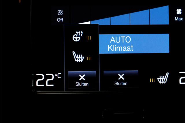 Volvo XC40 1.5 T5 Plug-in Hybrid 193kW/262pk DCT7 R-Design PANORAMADAK + HARMAN/KARDON + ADAPT.CRUISE + PILOT ASSIST + NAVI SENSUS + BLIS + EL.TREKHAAK + LANE ASSIST + EL.STOELEN + STOEL-&STUURVERWARMING + CAMERA + KEYLESS + PARKSENSOREN V&A + 19" LM-VELGEN!!