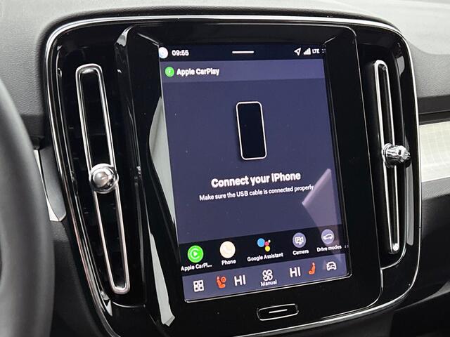 Volvo XC40 B4 Plus Dark | Trekhaak | Stoel + Stuurverwarming | Harman Kardo