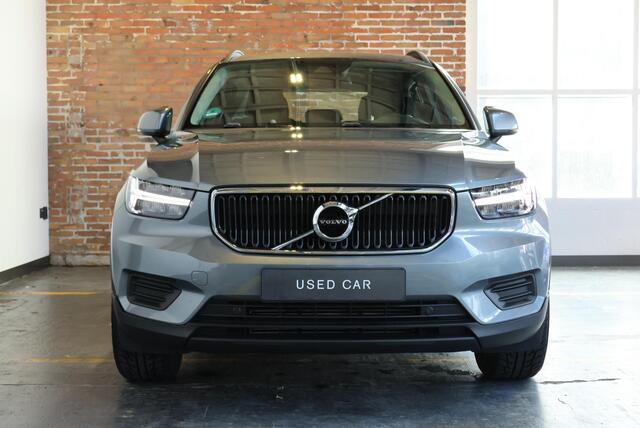Volvo XC40 T3 | Dealeronderhouden | 1ste Eigenaar | Parkeersensoren Achter | Climate Control | Cruise Control | Electrische bedienbare Achterklep | Keyless Start | Regensensor | Navigatie |