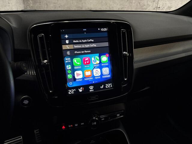 Volvo XC40 2.0 B4 R-Design 197Pk Automaat (APPLE CARPLAY, GROOT NAVI, LEDER/ALCANTARA, HARMAN/KARDON, MEMORY SEATS, CAMERA, GETINT GLAS, ELEK ACHTERKLEP, NIEUWSTAAT)