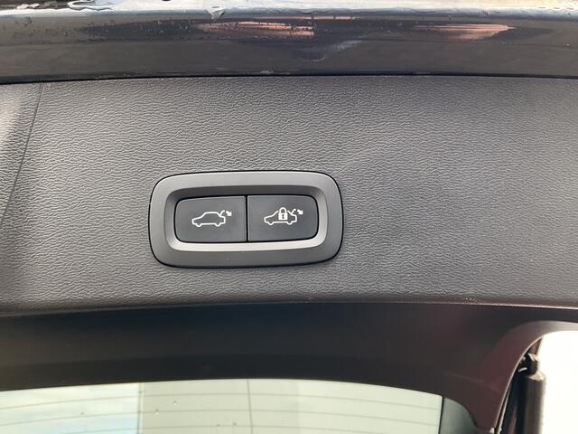 Volvo XC40 1.5 T5 262pk Recharge PHEV Business Elek.Trekhaak Carplay Stoel/Stuurverw Voll.Onderhouden!