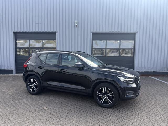 Volvo XC40 2.0 T4 R-Design Trekhaak I Leer I All-in prijs!