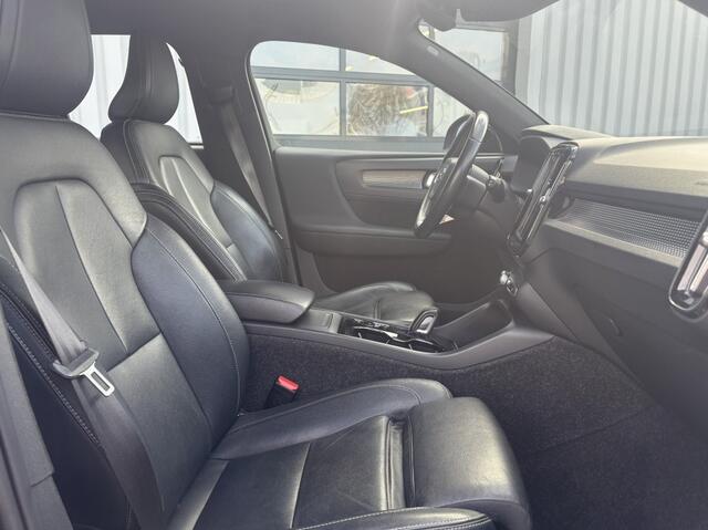 Volvo XC40 2.0 T4 R-Design Trekhaak I Leer I All-in prijs!